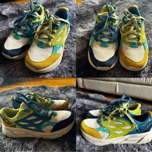 Hoka Clifton Suede Women’s 9 men’s 7